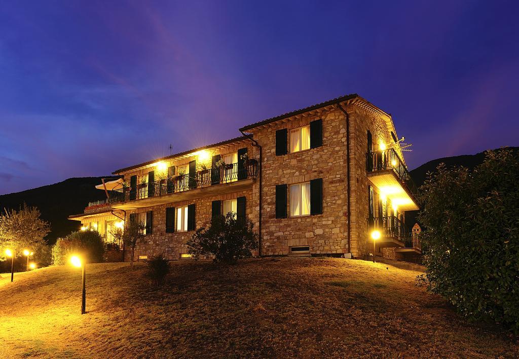 Colle Degli Olivi Snc Casa de hóspedes Assisi Exterior foto